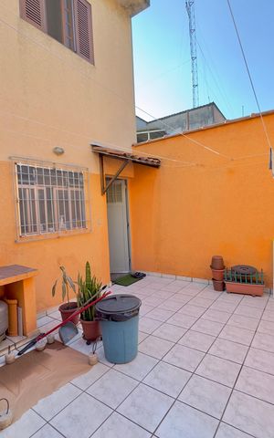 Casa à venda com 125m², 3 quartos e 2 vagas Casa à venda com 125m², 3 quartos e 2 vagasÁrea de Serviço