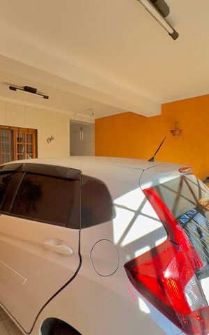 Casa à venda com 125m², 3 quartos e 2 vagas Casa à venda com 125m², 3 quartos e 2 vagasGaragem