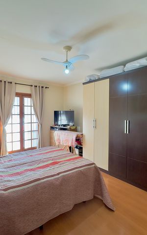 Casa à venda com 125m², 3 quartos e 2 vagas Casa à venda com 125m², 3 quartos e 2 vagasQuarto 3