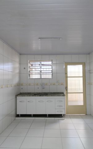 Casa à venda com 99m², 2 quartos e 1 vagaCozinha