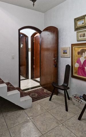 Casa à venda com 380m², 4 quartos e 3 vagas
