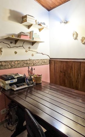 Casa à venda com 380m², 4 quartos e 3 vagas