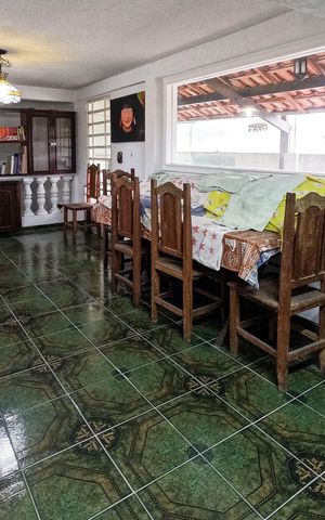 Casa à venda com 380m², 4 quartos e 3 vagas