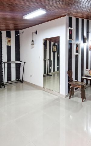 Casa à venda com 380m², 4 quartos e 3 vagas