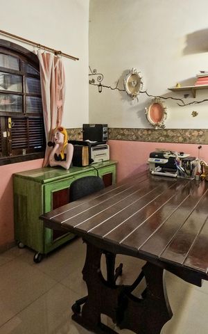Casa à venda com 380m², 4 quartos e 3 vagas
