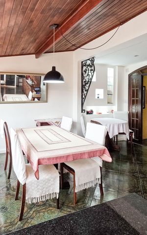 Casa à venda com 380m², 4 quartos e 3 vagas