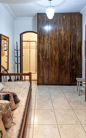 Casa à venda com 380m², 4 quartos e 3 vagas