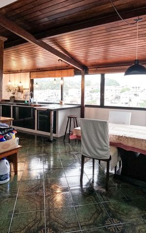 Casa à venda com 380m², 4 quartos e 3 vagas