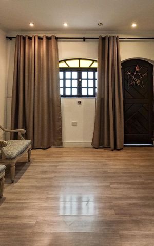 Casa à venda com 380m², 4 quartos e 3 vagas