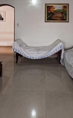 Casa à venda com 380m², 4 quartos e 3 vagas