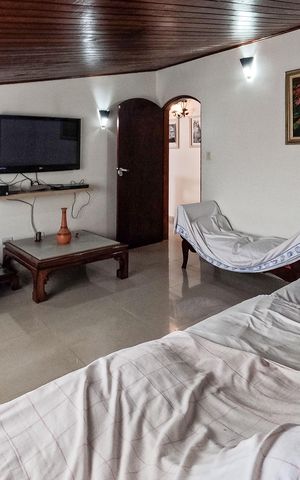 Casa à venda com 380m², 4 quartos e 3 vagas