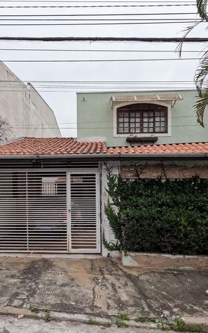 Casa à venda com 380m², 4 quartos e 3 vagas