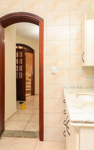 Casa à venda com 500m², 4 quartos e 7 vagasLavabo