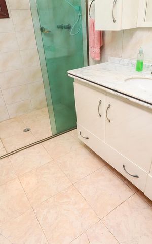Casa à venda com 500m², 4 quartos e 7 vagasBanheiro Social