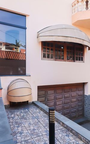 Casa à venda com 500m², 4 quartos e 7 vagasEntrada