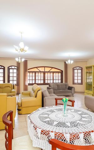 Casa à venda com 500m², 4 quartos e 7 vagasSala de Estar