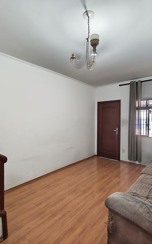 Casa para alugar com 106m², 2 quartos e 1 vaga Casa para alugar com 106m², 2 quartos e 1 vagaSala