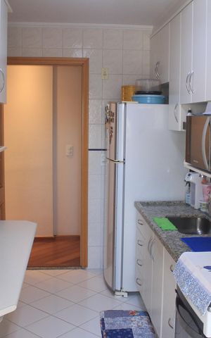 Apartamento à venda com 73m², 2 quartos e 1 vagaCozinha