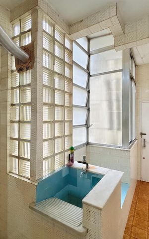 Apartamento à venda com 102m², 2 quartos e sem vaga