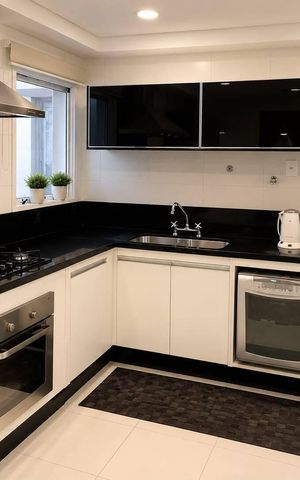 Apartamento à venda com 150m², 3 quartos e 3 vagasCozinha