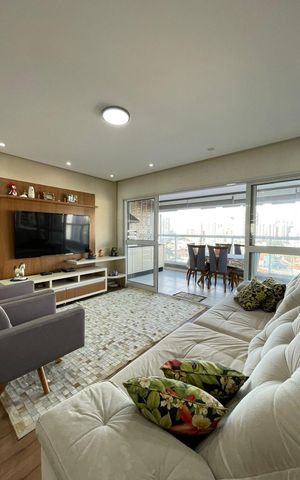 Apartamento à venda com 104m², 2 quartos e 1 vaga Apartamento à venda com 104m², 2 quartos e 1 vagaSala
