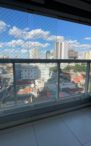 Apartamento à venda com 104m², 2 quartos e 1 vaga Apartamento à venda com 104m², 2 quartos e 1 vagaVaranda