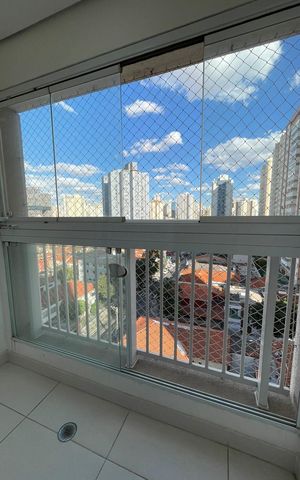 Apartamento à venda com 104m², 2 quartos e 1 vaga Apartamento à venda com 104m², 2 quartos e 1 vagaVaranda