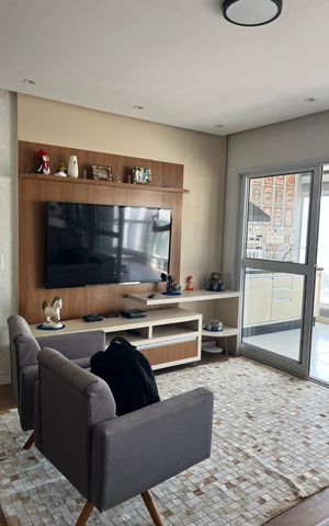 Apartamento à venda com 104m², 2 quartos e 1 vaga Apartamento à venda com 104m², 2 quartos e 1 vagaSala