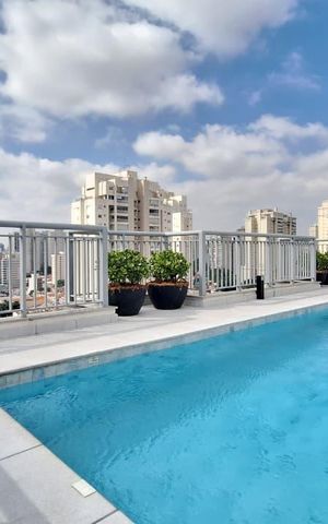 Apartamento para alugar com 27m², 1 quarto e sem vaga Apartamento para alugar com 27m², 1 quarto e sem vagaÁrea comum - Piscina