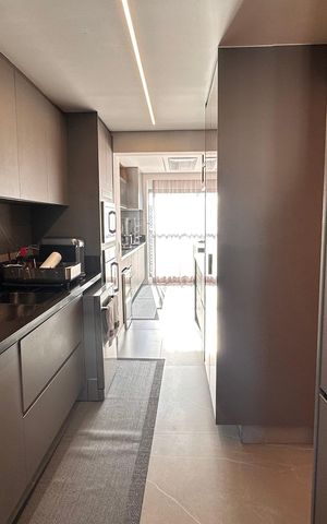 Apartamento à venda com 181m², 4 quartos e 3 vagas
