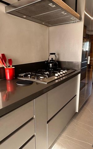 Apartamento à venda com 181m², 4 quartos e 3 vagas