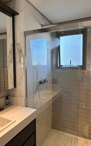 Apartamento à venda com 181m², 4 quartos e 3 vagas