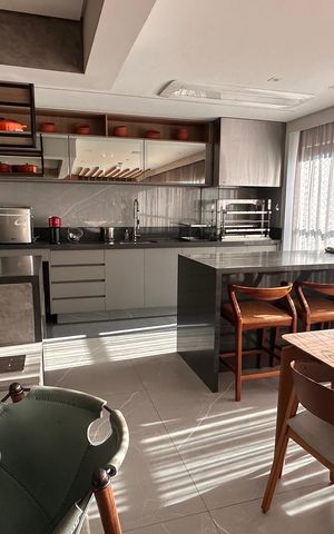 Apartamento à venda com 181m², 4 quartos e 3 vagas