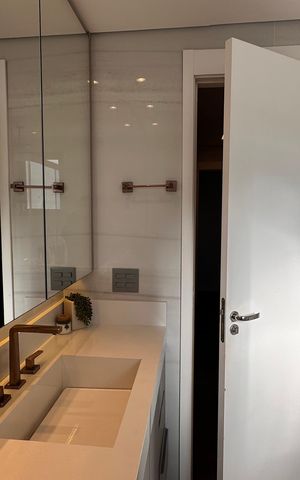 Apartamento à venda com 181m², 4 quartos e 3 vagas