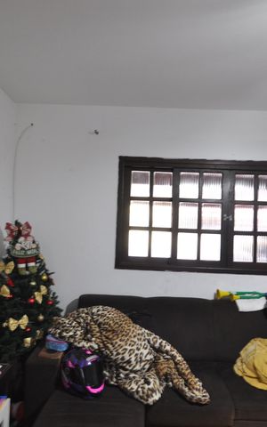 Casa à venda com 192m², 4 quartos e 2 vagasSala 1