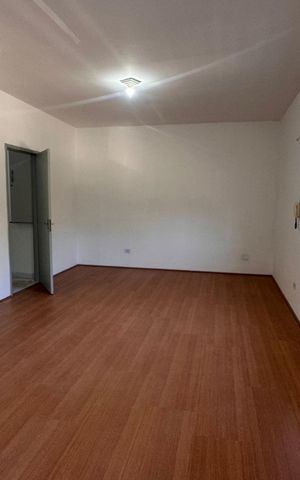 Casa para alugar com 30m², 1 quarto e sem vaga