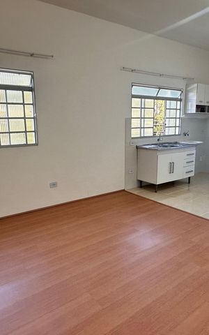 Casa para alugar com 30m², 1 quarto e sem vaga