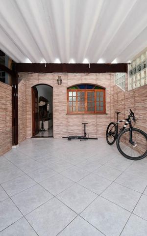 Casa à venda com 101m², 2 quartos e 1 vagaGaragem