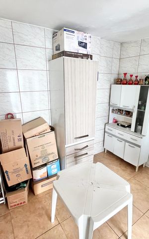 Casa à venda com 246m², 5 quartos e 3 vagas Casa à venda com 246m², 5 quartos e 3 vagasCozinha 2 casa 2