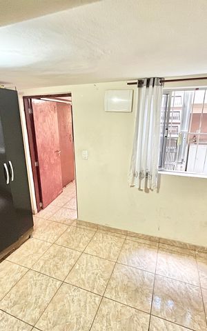 Casa à venda com 246m², 5 quartos e 3 vagas Casa à venda com 246m², 5 quartos e 3 vagasQuarto 5 casa 2