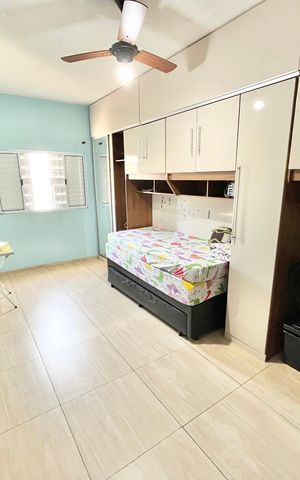 Casa à venda com 246m², 5 quartos e 3 vagas Casa à venda com 246m², 5 quartos e 3 vagasQuarto 1