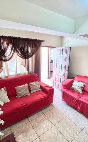 Casa à venda com 246m², 5 quartos e 3 vagas Casa à venda com 246m², 5 quartos e 3 vagasSala 2 casa 2