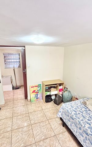Casa à venda com 246m², 5 quartos e 3 vagas Casa à venda com 246m², 5 quartos e 3 vagasQuarto 4 casa 2