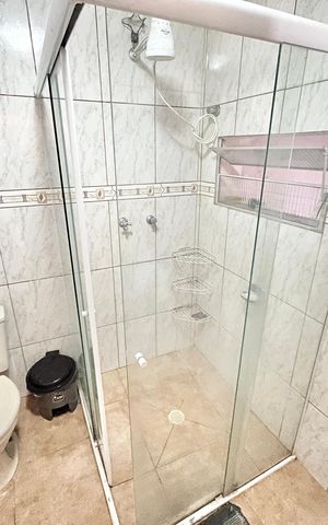 Casa à venda com 246m², 5 quartos e 3 vagas