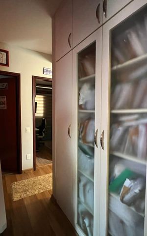 Casa de condomínio para alugar com 165m², 3 quartos e 4 vagas