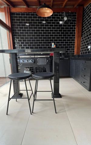Casa de condomínio para alugar com 165m², 3 quartos e 4 vagas