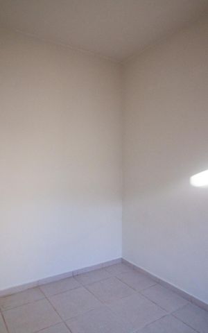 Casa de condomínio para alugar com 217m², 4 quartos e 4 vagas Casa de condomínio para alugar com 217m², 4 quartos e 4 vagasEdícula Quarto 2
