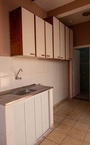 Casa de condomínio para alugar com 217m², 4 quartos e 4 vagas Casa de condomínio para alugar com 217m², 4 quartos e 4 vagasÁrea Edícula