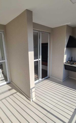 Apartamento à venda com 69m², 3 quartos e 2 vagas Apartamento à venda com 69m², 3 quartos e 2 vagasVaranda