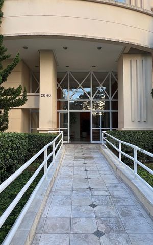 Apartamento para alugar com 51m², 2 quartos e 1 vaga Apartamento para alugar com 51m², 2 quartos e 1 vagaEntrada